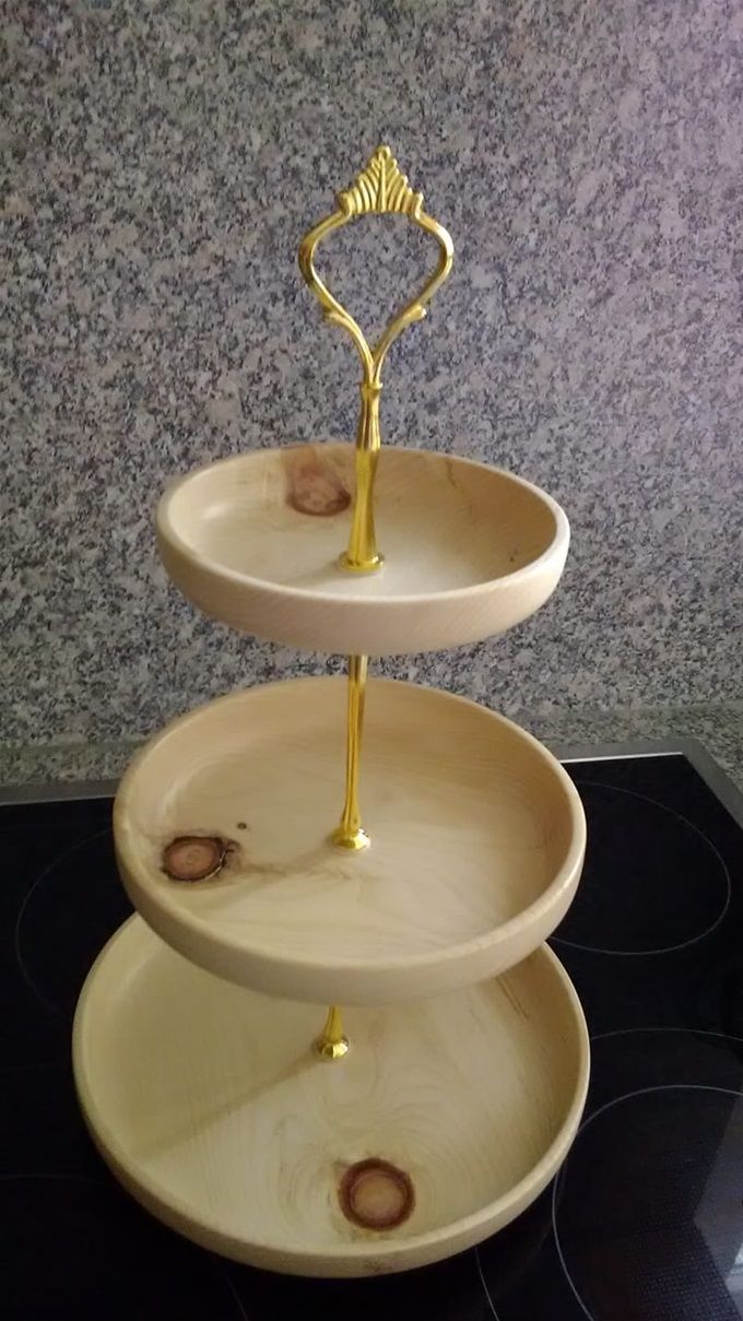 Etagere aus Zirbenholz oder aus Birnenholz 50,--€